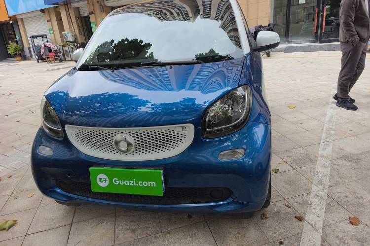 Used smart fortwo 2016 0.9T 66kW Hardtop Pioneer Edition