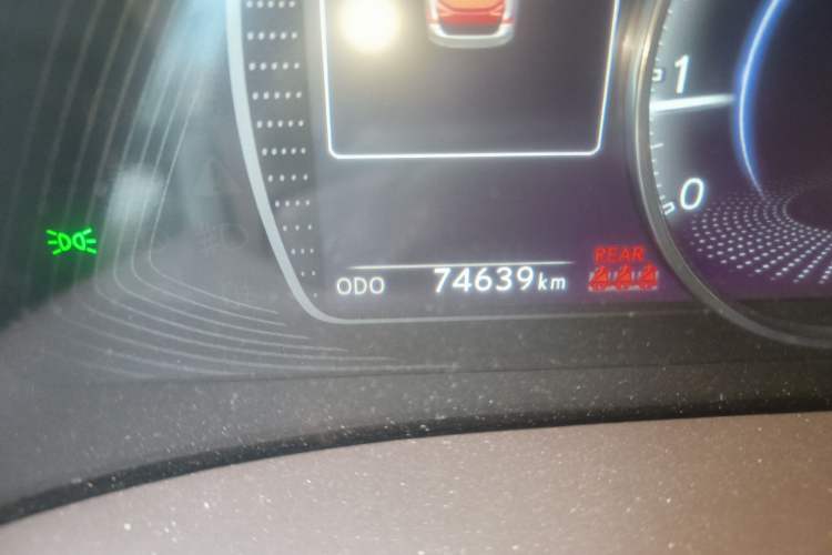 Used Lexus ES 2020 200 Excellence Edition Odometer Close Up