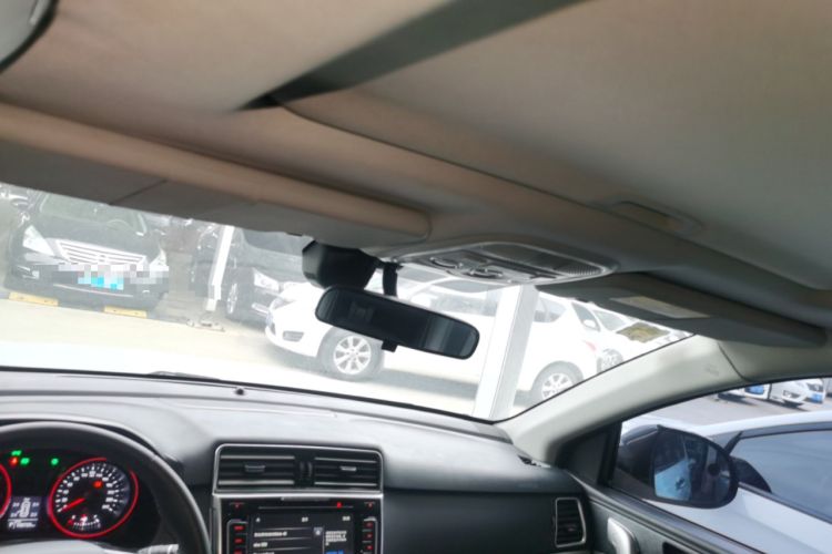 Used Haval H6 2015 Sport Edition 1.5T Automatic Two-Wheel Drive Luxury Model Headliner