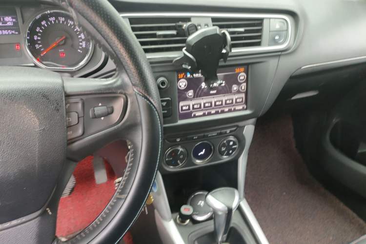Used Citroen C3-XR 2015 1.6L Automatic Pioneer Model Audio And AC Panel