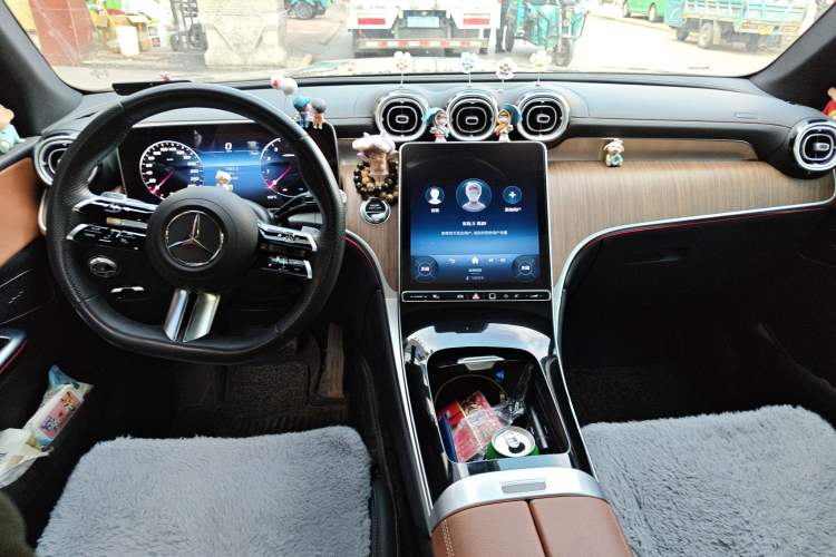 Used Mercedes-Benz GLC 2023 GLC 300 L 4MATIC Dynamic 7-Seater
