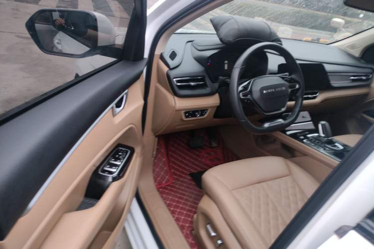 Used Wuling Victory 2023 2.0L DHT Deluxe Edition
