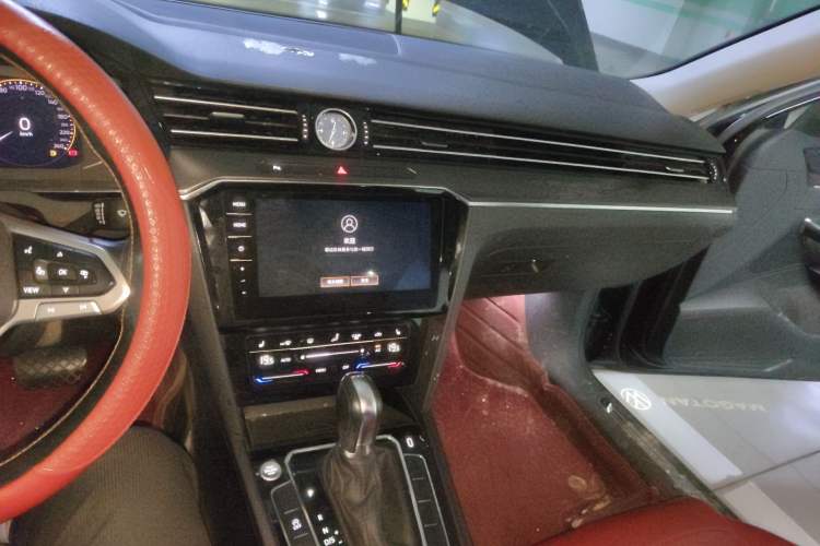 Used Volkswagen Magotan 2020 330TSI DSG Luxury Edition
