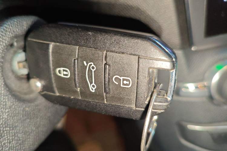 Used Peugeot 408 2014 1.8L Automatic Luxury Edition