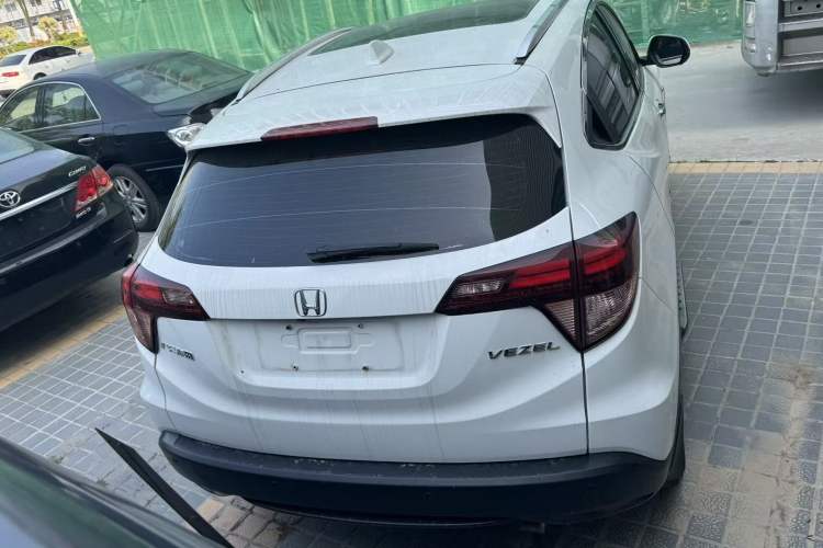 Used Honda Vezel 2017 1.8L CVT Front-Wheel Drive Pioneer Edition