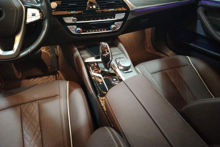 Used BMW 5 Series 2021 530Li Leading Luxury Package
