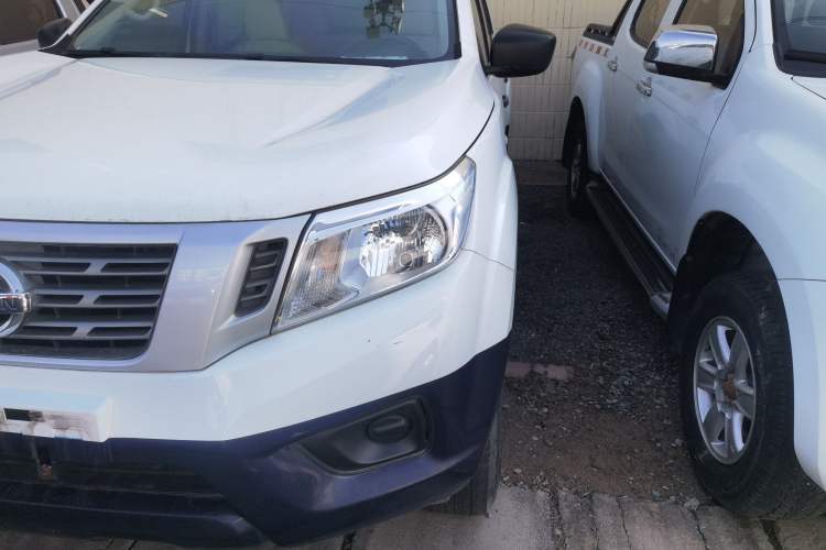 Used Nissan Navara 2017 2.5L Automatic 2WD Luxury Edition QR25