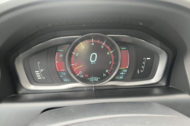 Used Volvo XC60 2014 T6 Zhiyi Edition Instrument Cluster