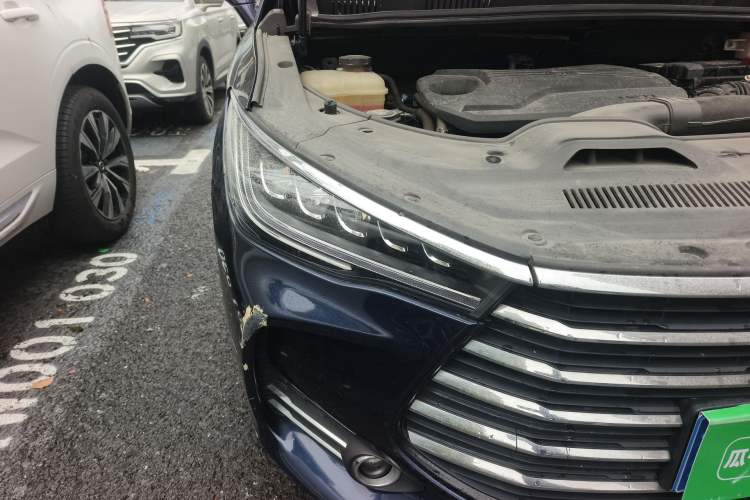 Used BYD Song MAX 2019 1.5T Automatic Smart Connect Ruiyi Sunroof Model 7 Seats China VI Standard Right Front Headlight