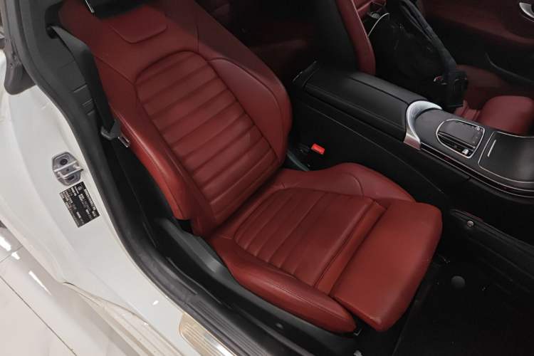 Used Mercedes-Benz C-Class 2019 C 260 Coupe Right Front Seat