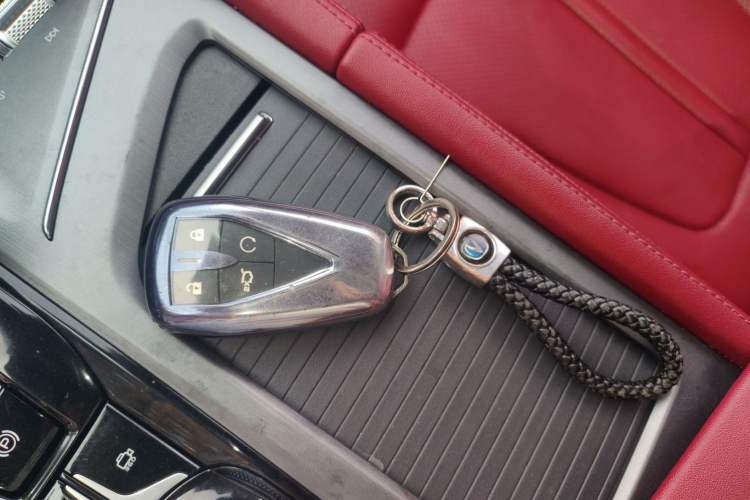 Used CHANGAN CS75 PLUS 2022 1.5T Automatic Luxury Model Vehicle Key