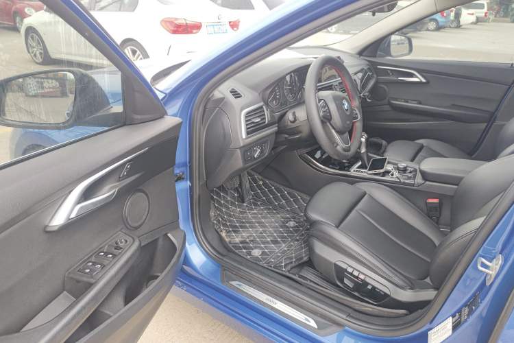 Used BMW 1 Series 2017 118i Sport Edition Driver Seat