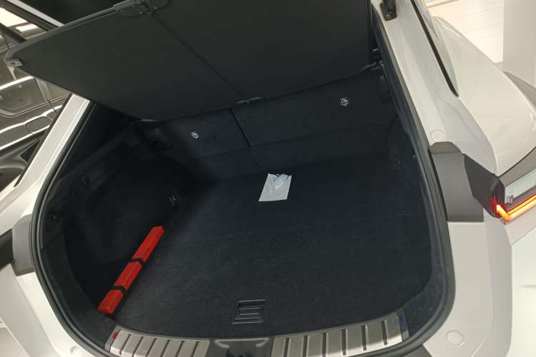 Used Lexus RZ 2023 450e All-Wheel Drive Luxury Edition
