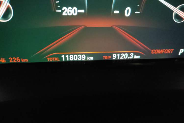 Used BMW X3 2018 xDrive25i Luxury Package China V Odometer Close Up