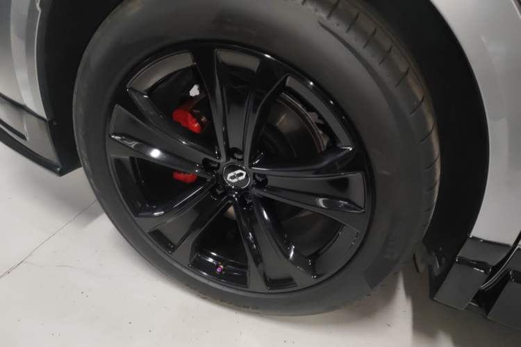 Used Hima AITO M8 2025 Extended-Range Ultra Version 53.4 kWh 5-Seater Edition