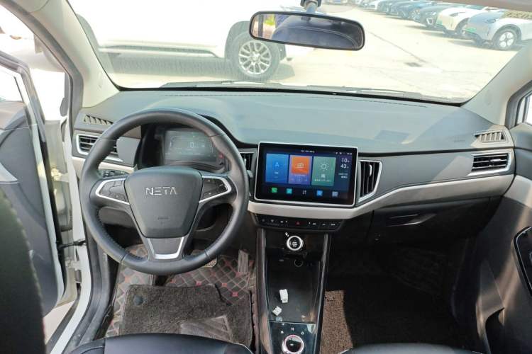 Used NETA N01 2020 430V Center Console