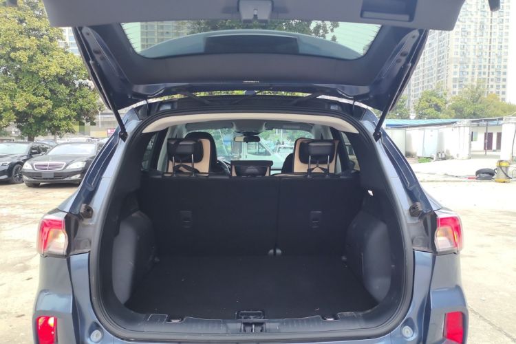 Used Ford Escape 2020 EcoBoost 245 Two-Wheel-Drive Titanium Edition
