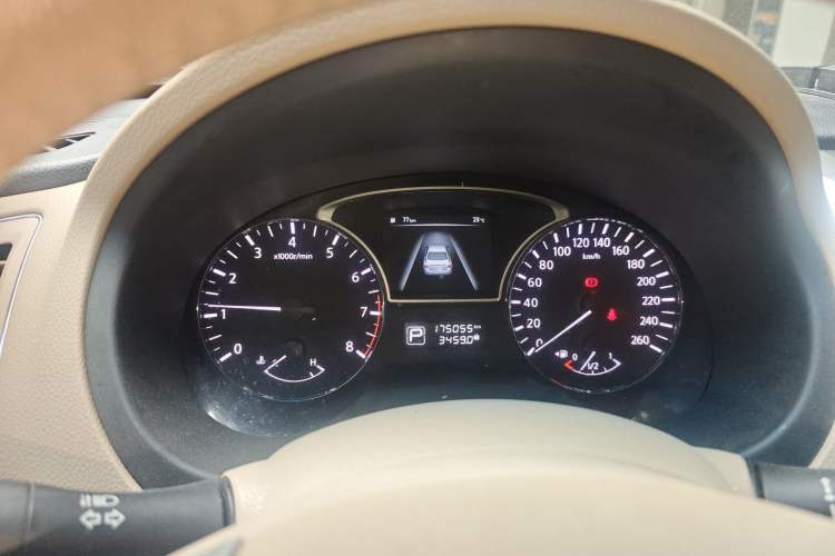 Used Nissan Teana 2016 Revised Version 2.0L XL Comfort Edition Instrument Cluster