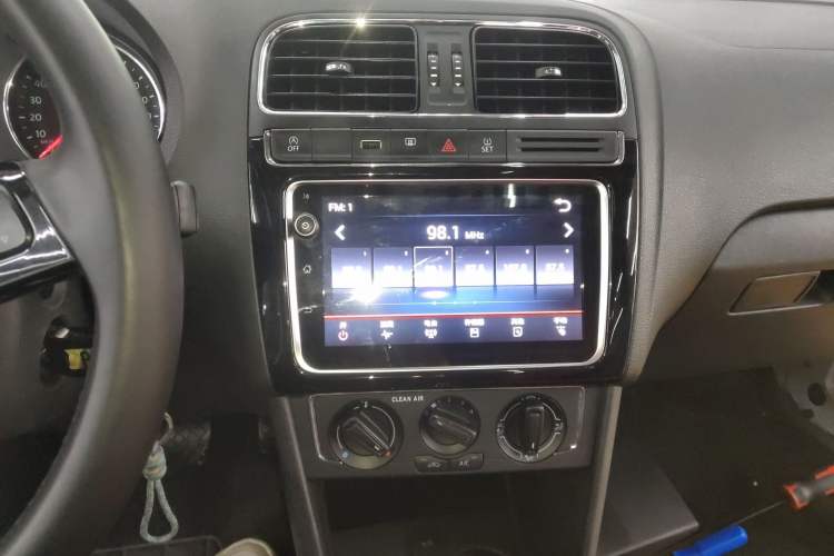 Used Volkswagen Polo 2018 1.5L Automatic Enjoyment Model Audio And AC Panel