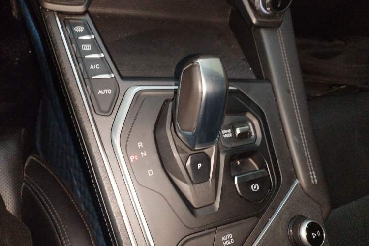 Used Lynk & Co 01 2021 2.0TD Two-Wheel-Drive Pro Trim
