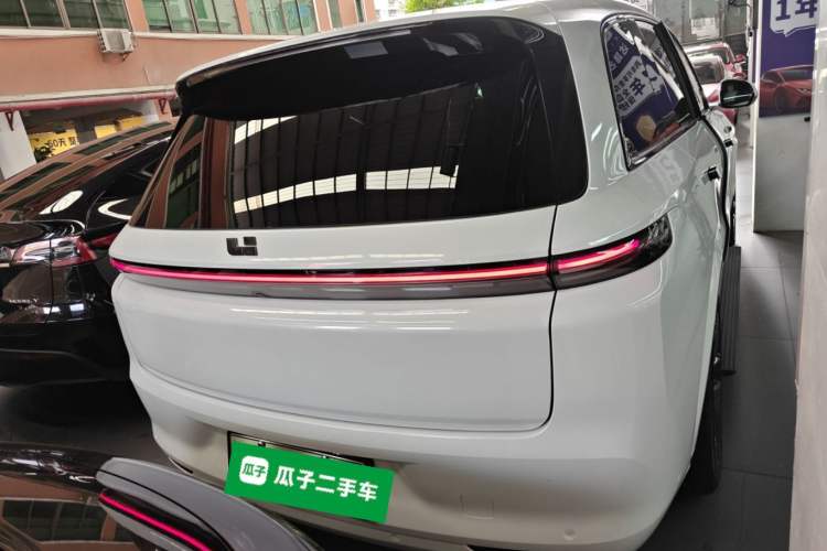 Used Li Auto L8 2023 Pro Model
