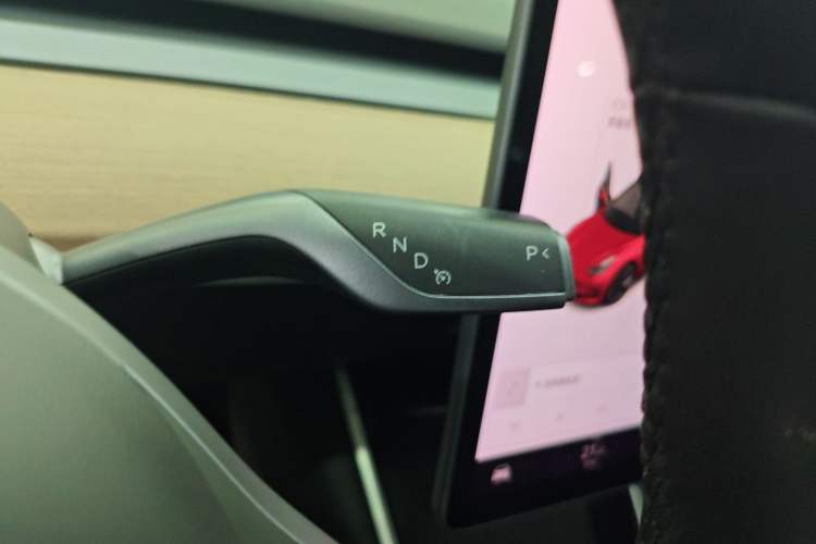 Used Tesla Model 3 2019 Standard Range Rear-Wheel Drive Upgraded Version (52 kWh) Gear Lever