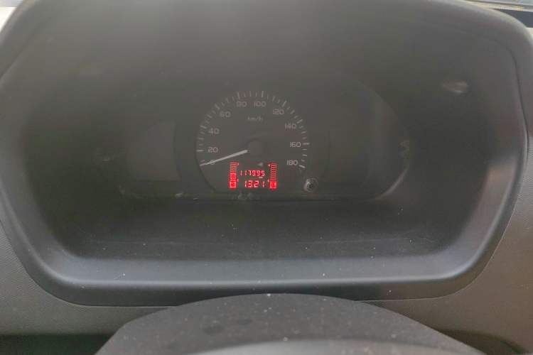 Used Wuling Rongguang 2014 1.2L S Base Model