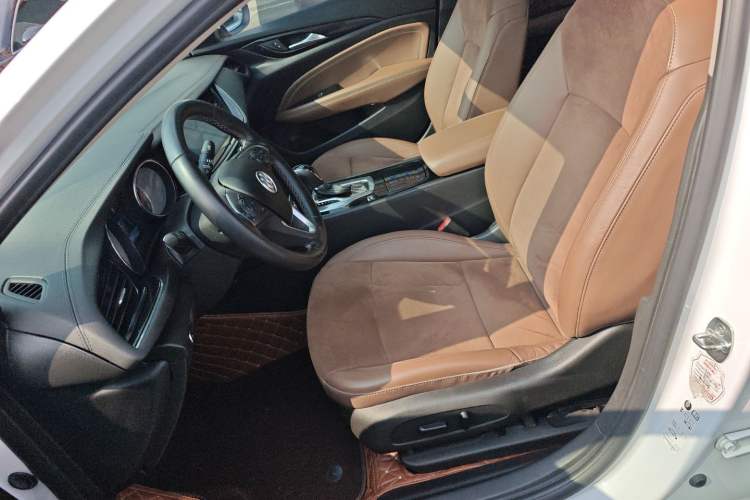 Used Buick Regal 2019 Revised 20T Luxury Version China VI Standard Left Front Seat