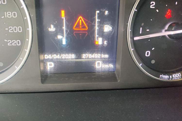 Used Land Rover Freelander 2 2013 2.2T SD4 SE Diesel Edition Odometer Close Up