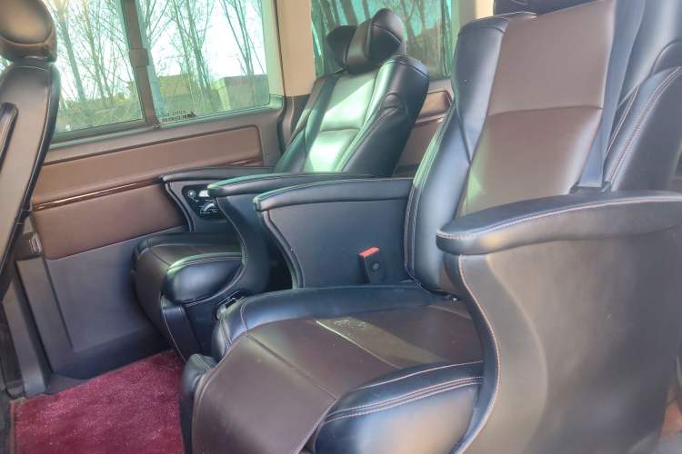 Used Volkswagen Multivan 2012 2.0 TSI Two-Wheel Drive Business Edition Left Rear Seat