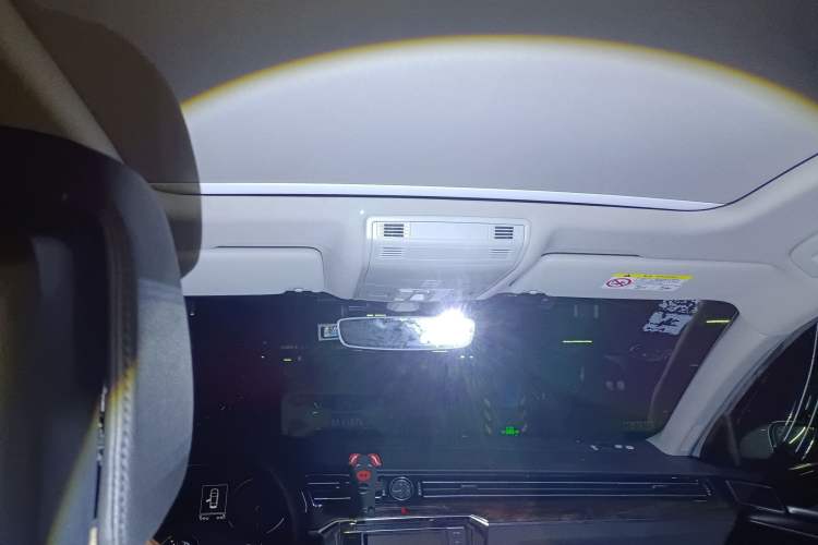 Used Volkswagen Magotan 2018 Facelift 330TSI DSG Luxury Model