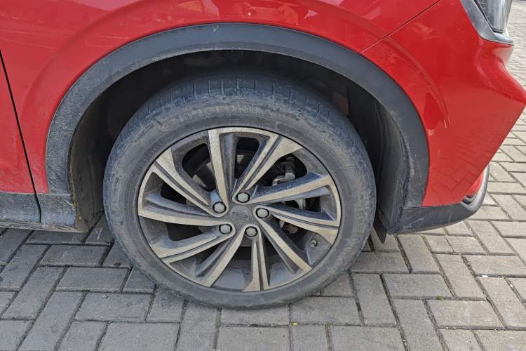 Used Geely Auto Coolray 2019 260T DCT Knight China V Standard