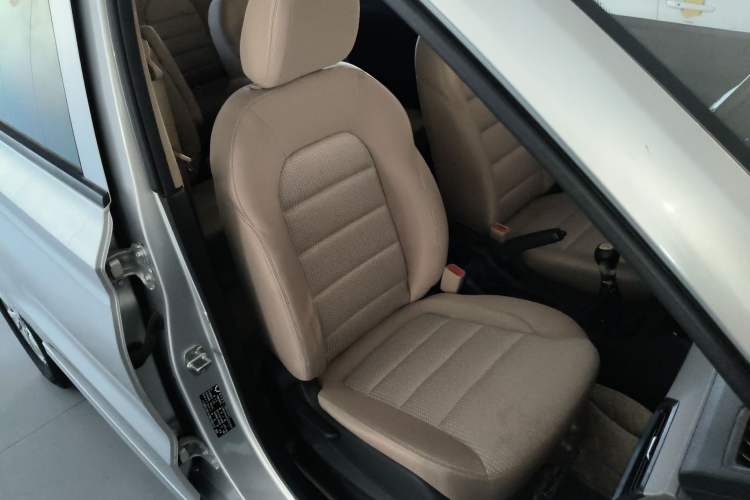 Used Wuling Hongguang 2018 1.5L S Standard Version L2B
