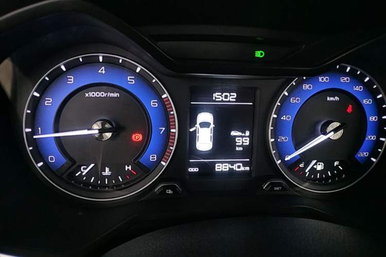 Used Geely Auto Vision X3 2019 Upgraded Model 1.5L Manual Luxury Version
