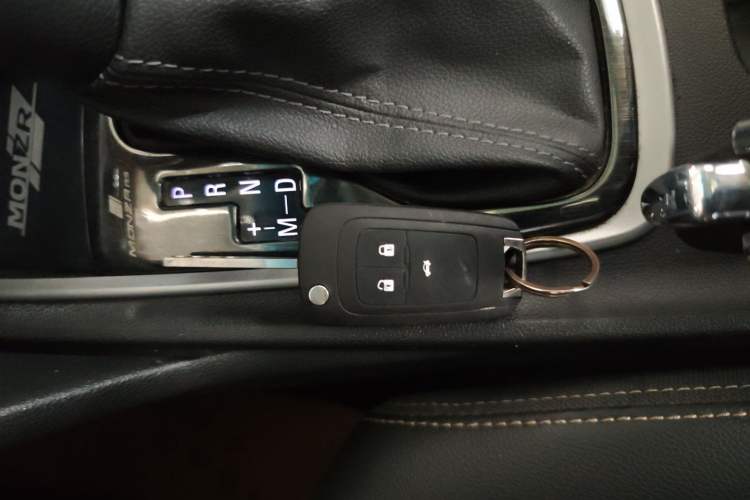 Used Chevrolet Monza 2021 320 Automatic Enjoyment Sunroof Edition