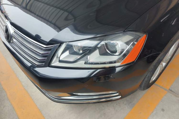 Used Volkswagen Magotan 2015 Facelift 1.8TSI Luxury Model Left Front Headlight