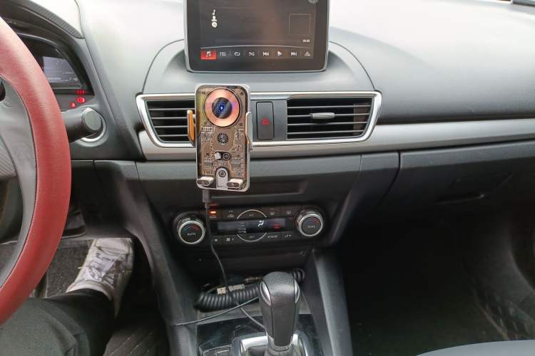 Used Mazda 3 Axela 2016 Sedan 1.5L Automatic Luxury Model Audio And AC Panel