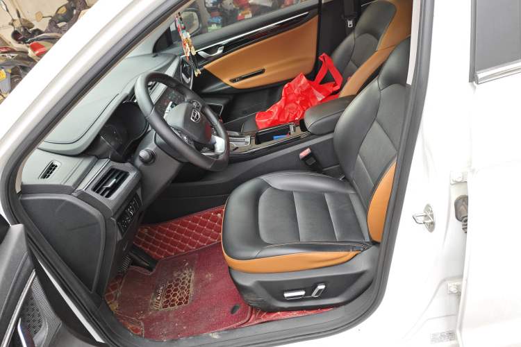 Used Geely Auto Emgrand GL 2020 1.4T CVT Luxury Edition
