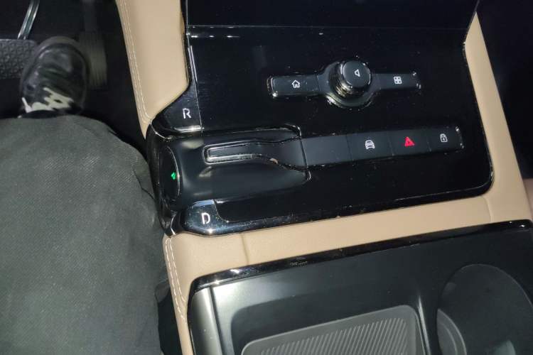 Used Nio ES8 2020 415 km Range 6-Seater Version