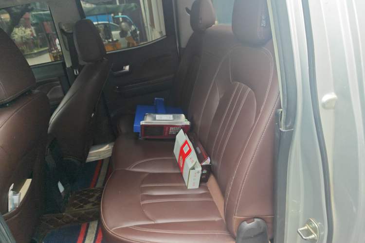 Used Great Wall Wingle 7 2018 2.0T Four-Wheel Drive Navigation Version Big Double 4D20D