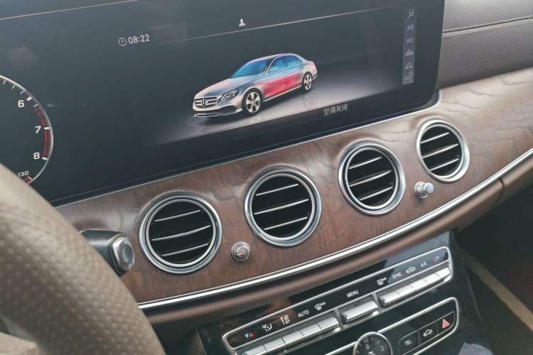 Used Mercedes-Benz E-Class 2017 E 200 L 4MATIC
