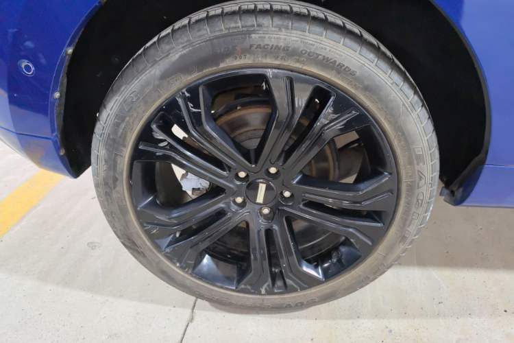 Used Wey VV5 2017 2.0T Flagship Edition Right Rear Wheel Hub