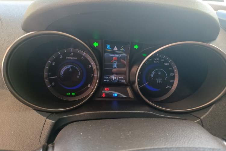 Used Changan CS75 2016 1.8T Automatic Elite Model China IV Standard
