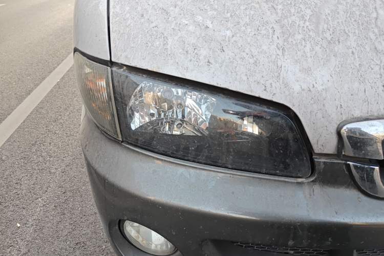 Used JAC Refine 2011 2.0L Shuttle Gasoline Standard Edition HFC4GA3
