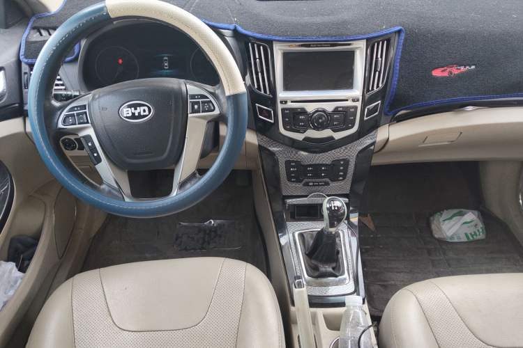 Used BYD Surui 2012 1.5L Manual Luxury Version