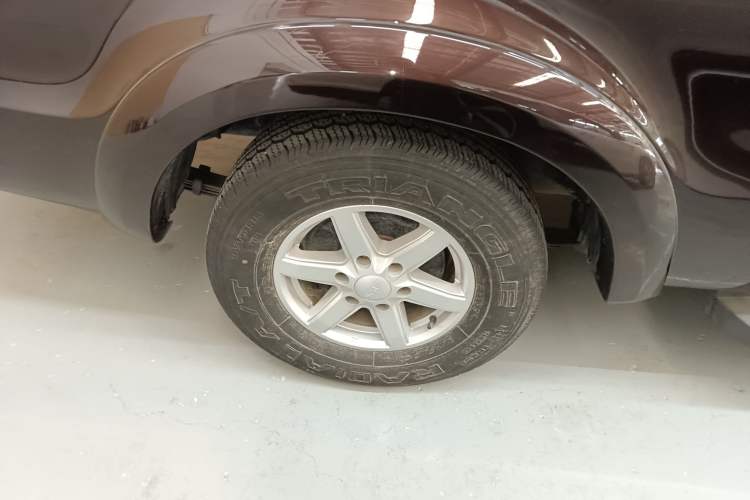 Used JMC Baodian 2023 2.5T Diesel 4x4 Comfort Edition Long Wheelbase JX4D25A6L