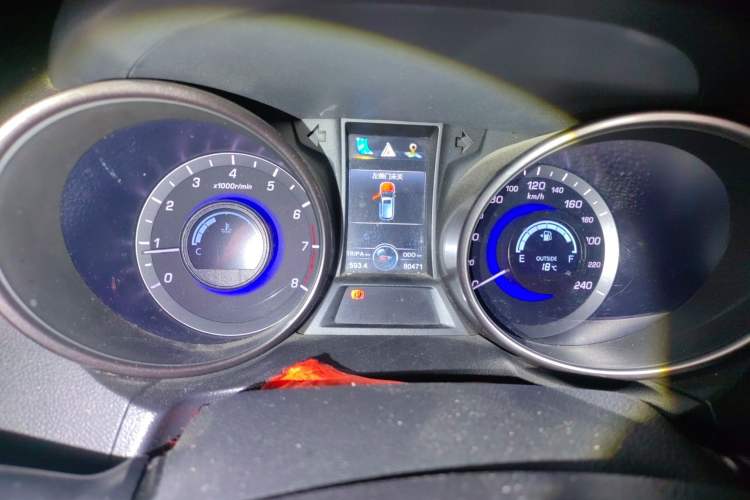 Used CHANGAN CS75 2014 2.0L Manual Leading Model China V Standard
