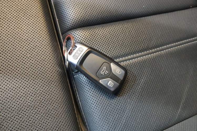 Used Audi A4L 2024 40 TFSI Fashion Dynamic Model