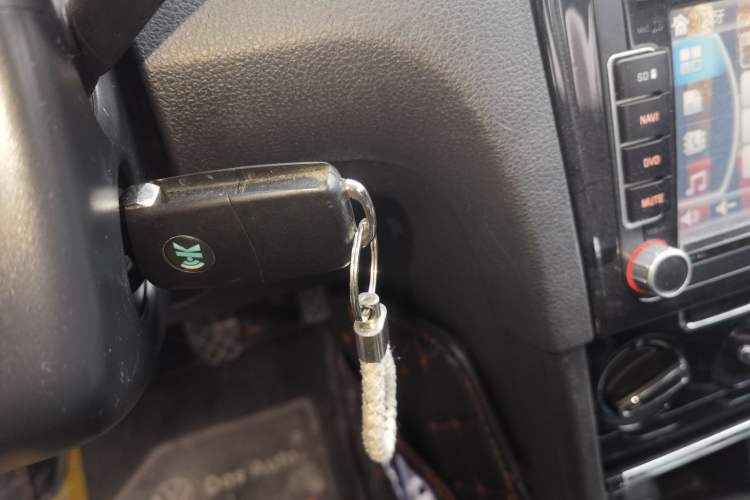 Used Volkswagen Bora 2014 1.6L Manual Comfort Model
