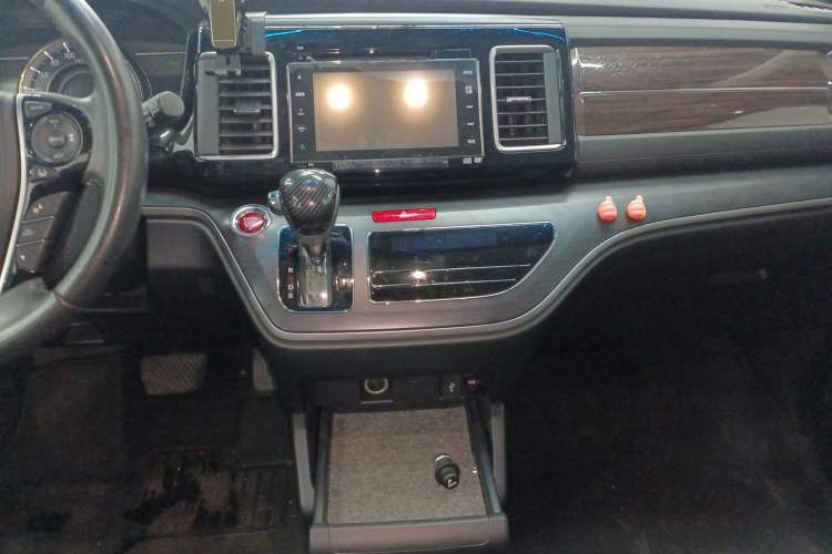 Used Honda Elysion 2016 2.4L Supreme Edition Gear Lever